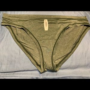 Adore Me Matching Bra & Panty set